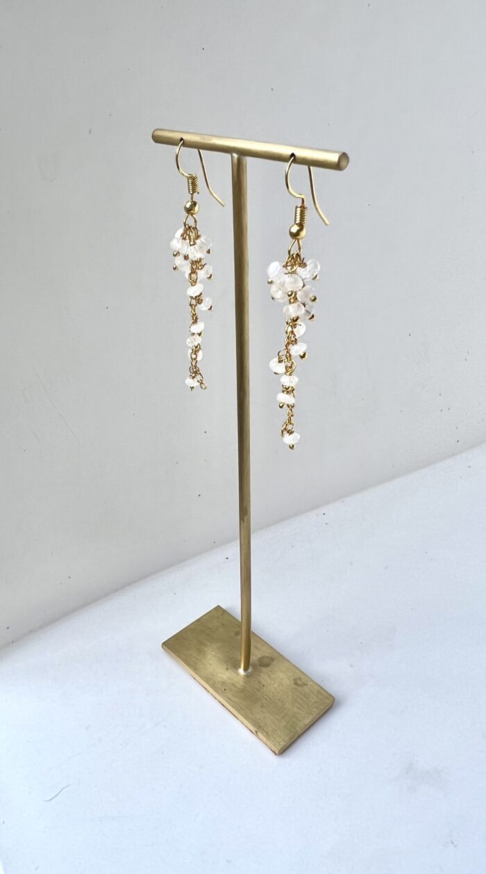 I&N Goldfilled moonstone chain earrings